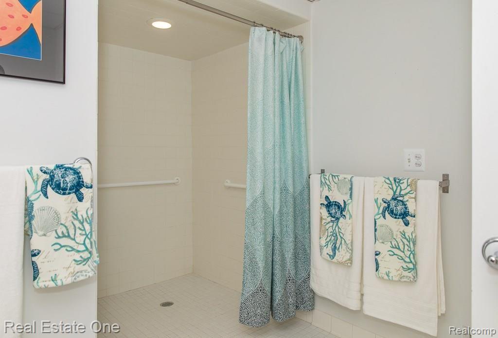1722 Crooks Road Rochester Hills, MI 48309 - Photo 38 of 53