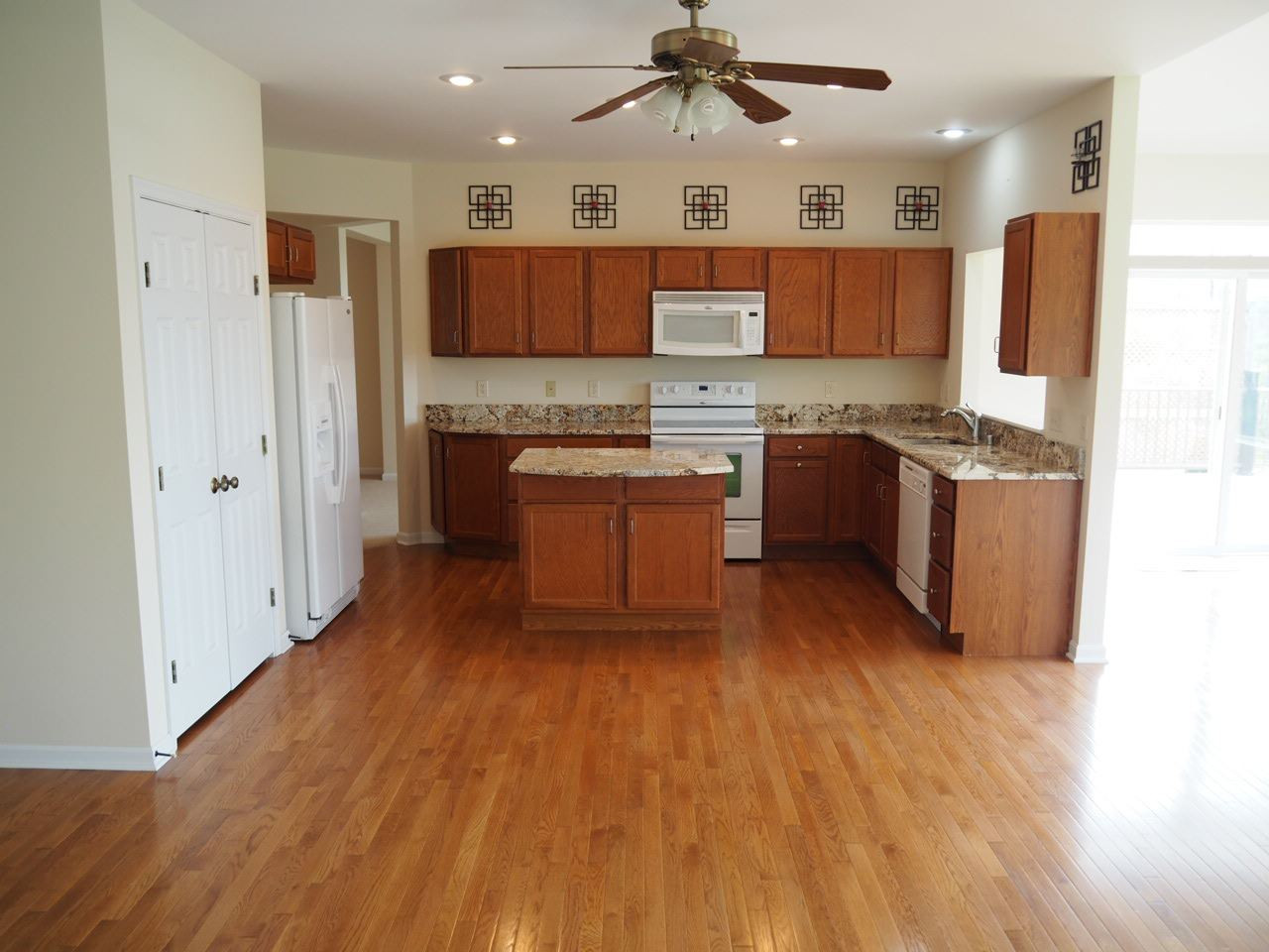 781 Sandstone Ridge Newport, KY 41076 - Photo 9 of 30 Gallery Image 9