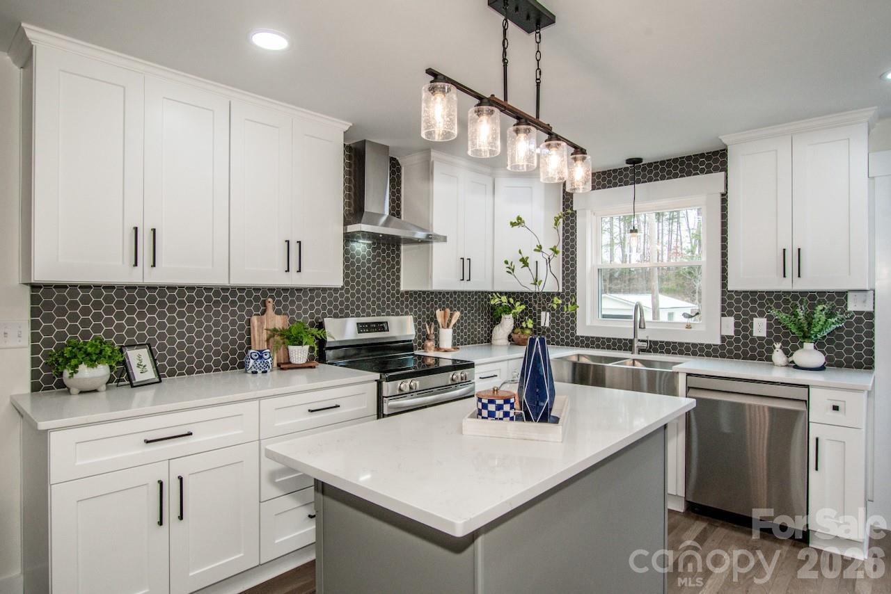 6229 Mountain Grove Road Hickory, NC 28602 - Photo 11 of 41