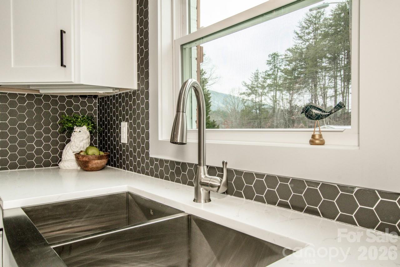 6229 Mountain Grove Road Hickory, NC 28602 - Photo 15 of 41