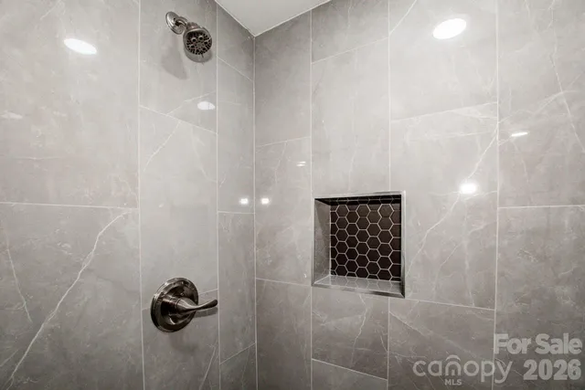 $399,800 | 6229 Mountain Grove Road, Hickory, NC 28602