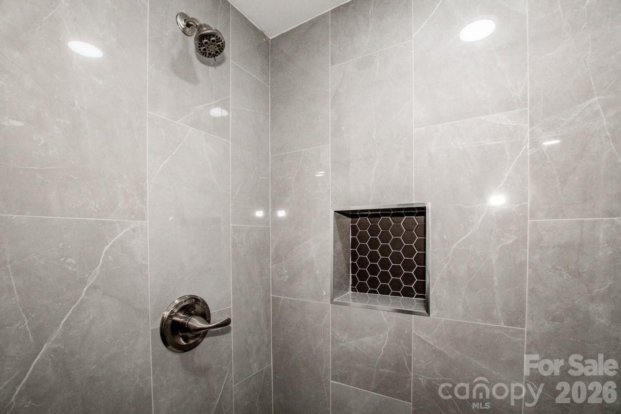 6229 Mountain Grove Road Hickory, NC 28602 - Photo 31 of 41