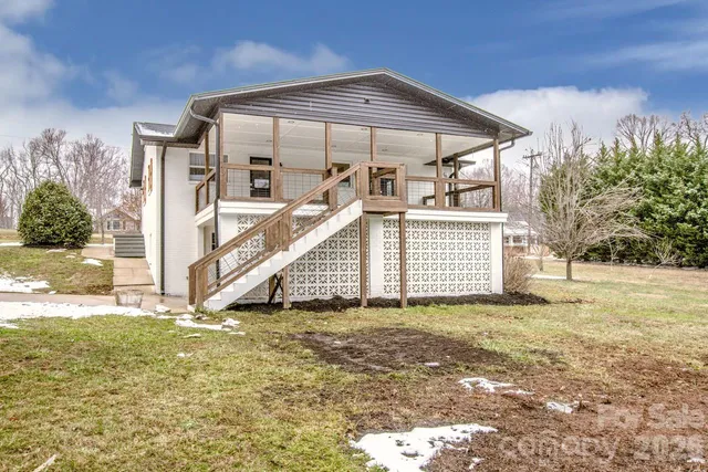 $399,800 | 6229 Mountain Grove Road, Hickory, NC 28602