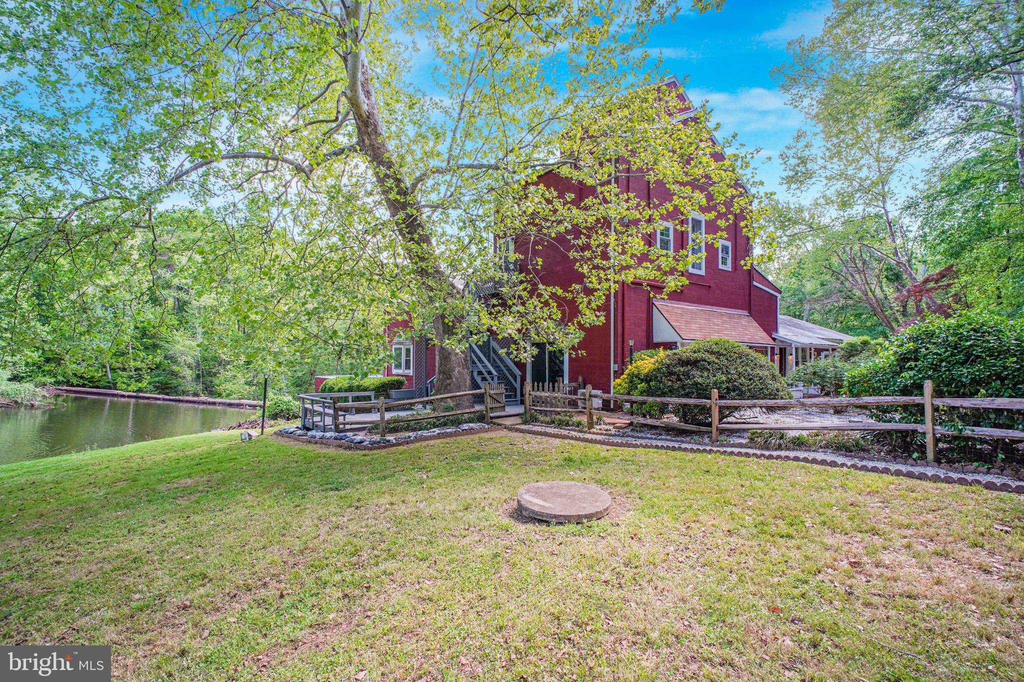 6908 South Roxbury Mill Road Spotsylvania, VA 22551 - Photo 31 of 94