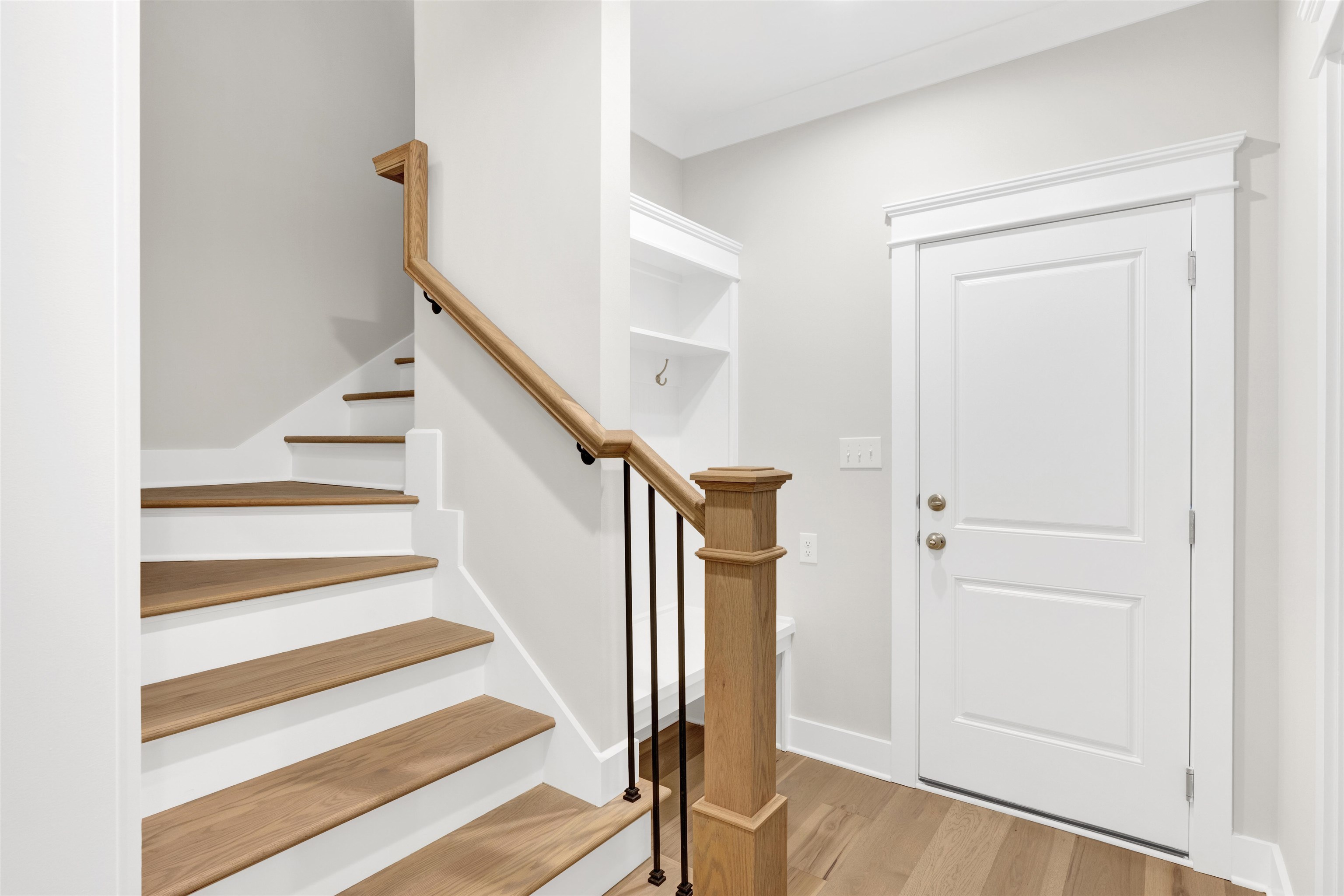 393 Scarlett Avenue Fairhope, AL 36532 - Photo 20 of 27 Stairs