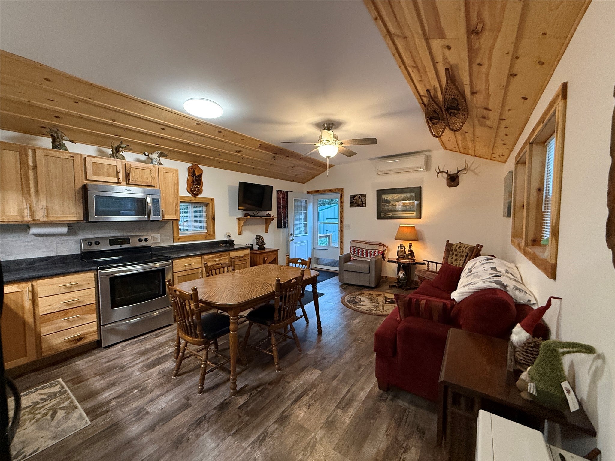 W8560 Oak Ridge Road Black River Falls, WI 54615 - Photo 12 of 29 Gallery Image 12