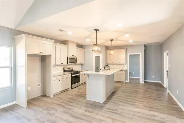 $245,000 | 307 Bonham Street, Nocona, TX 76255