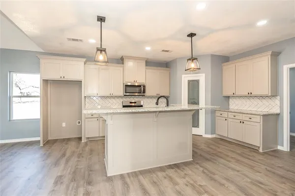 $245,000 | 307 Bonham Street, Nocona, TX 76255