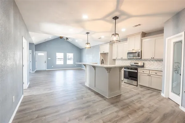 $245,000 | 307 Bonham Street, Nocona, TX 76255