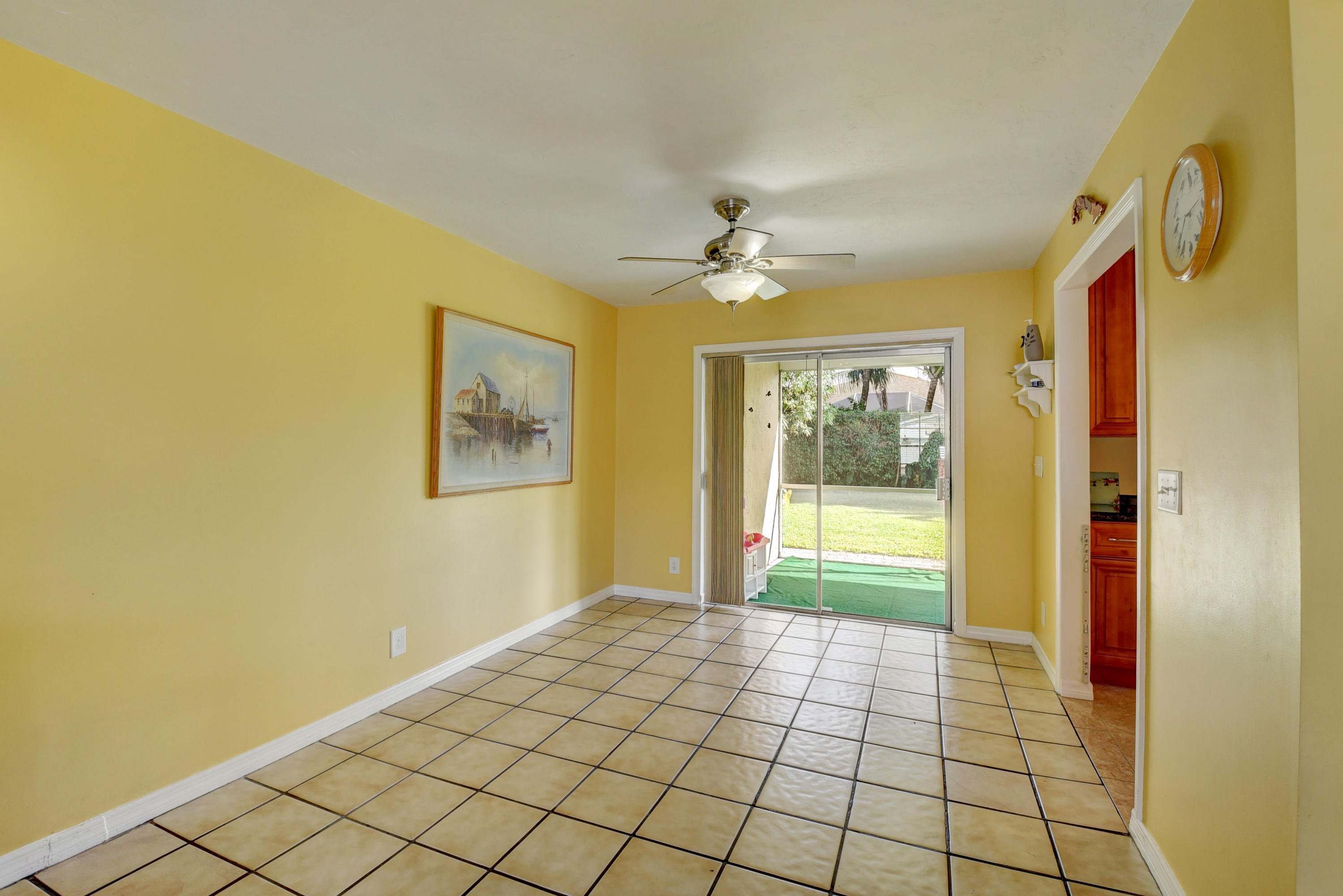 9312 Southwest 16th Road West Boca Raton, FL 33428 - Photo 6 of 28 Virtuals1 (6)