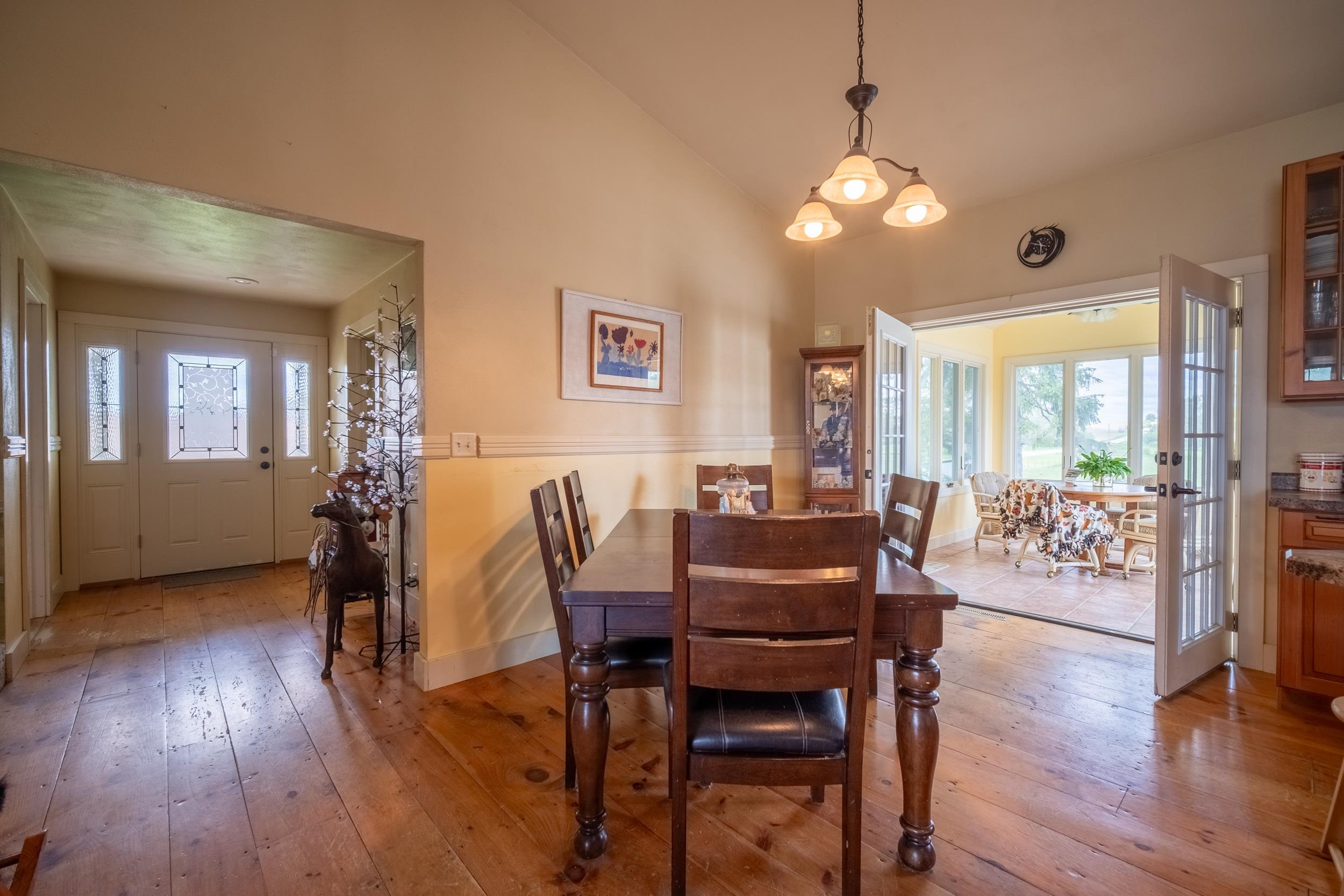 9145 South Smythe School Road Beloit, WI 53511 - Photo 4 of 57