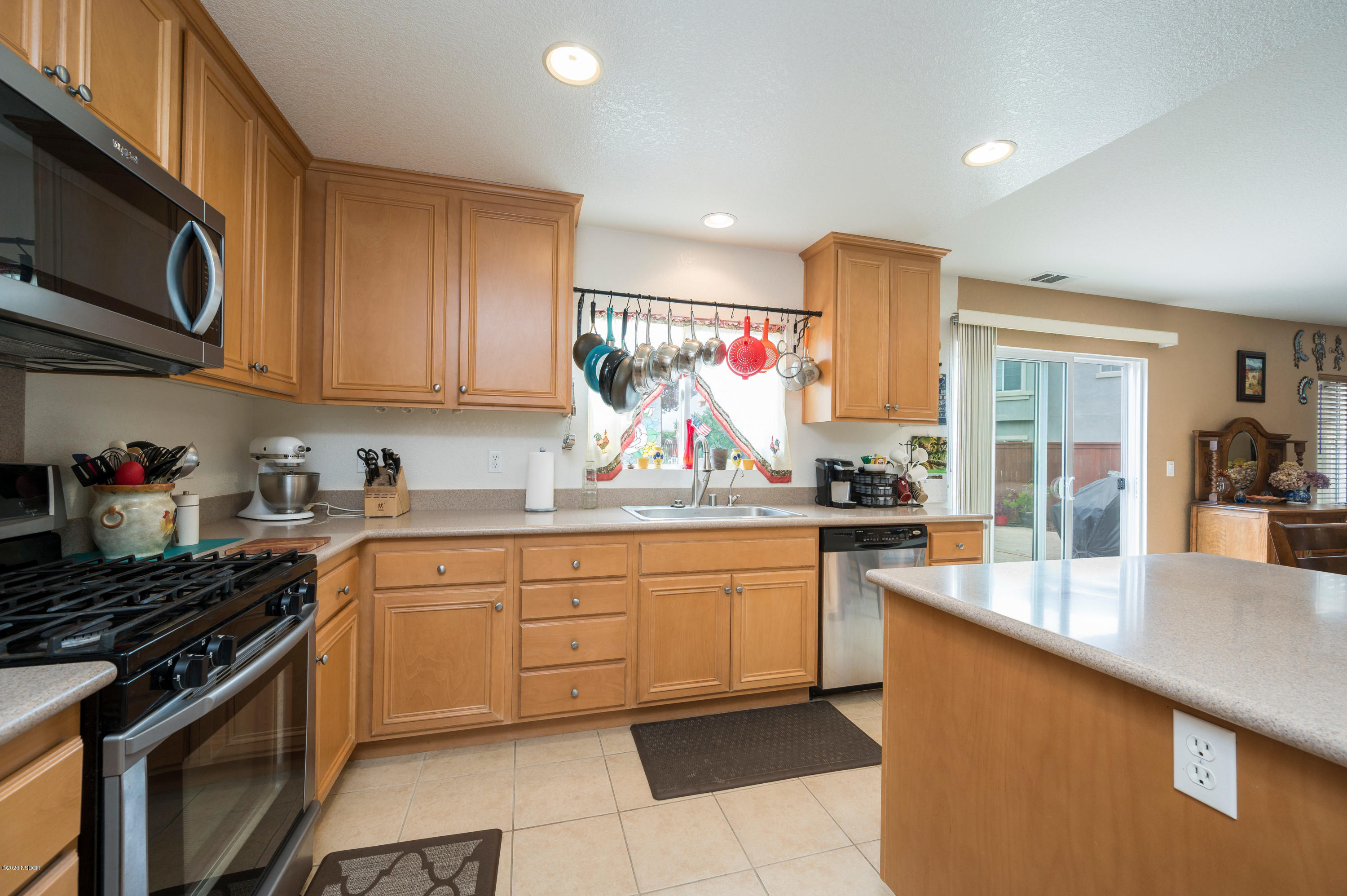 1114 Conception Drive Lompoc, CA 93436 - Photo 11 of 35 1114 Conception Lompoc CA-print-012-019-