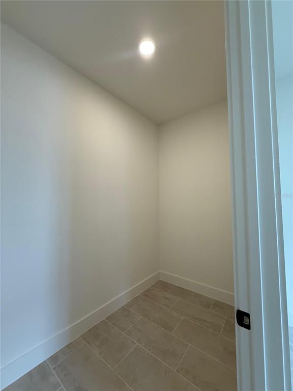 15051 Groveside Road Winter Garden, FL 34787 - Photo 6 of 41 Gallery Image 6