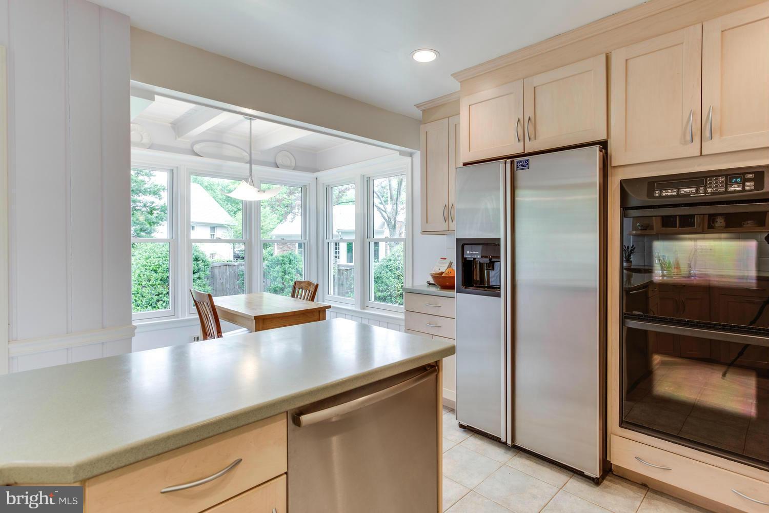 5607 Newington Road Bethesda, MD 20816 - Photo 7 of 20 Kitchen