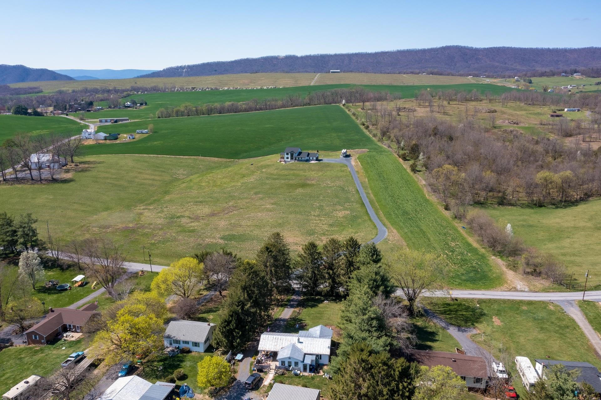 16867 Andrick Mill Road Timberville, VA 22853 - Photo 4 of 36 Gallery Image 4