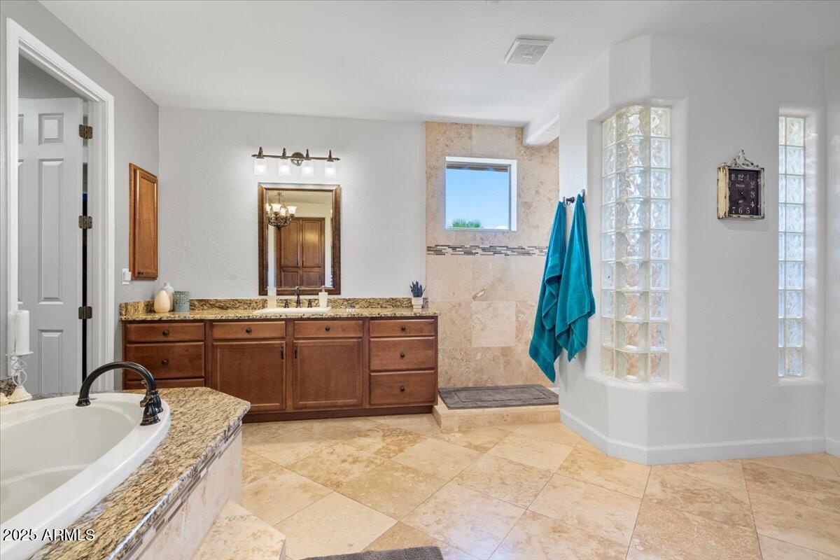 20723 West Main Street Buckeye, AZ 85396 - Photo 83 of 109 20723 W Main-Primary Ensuite