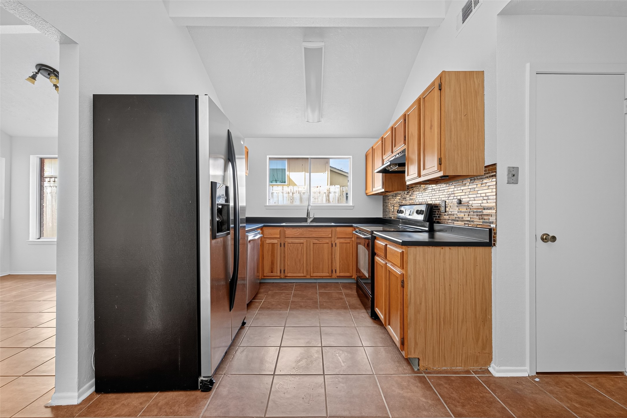 4726 Hickorygate Drive Spring, TX 77373 - Photo 8 of 37