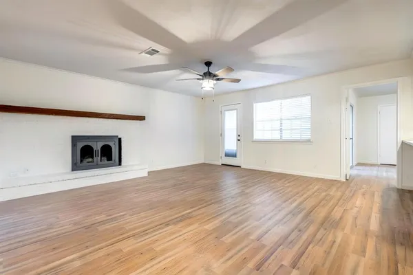 $1,445 | 524 North Woods Street, Sherman, TX 75092