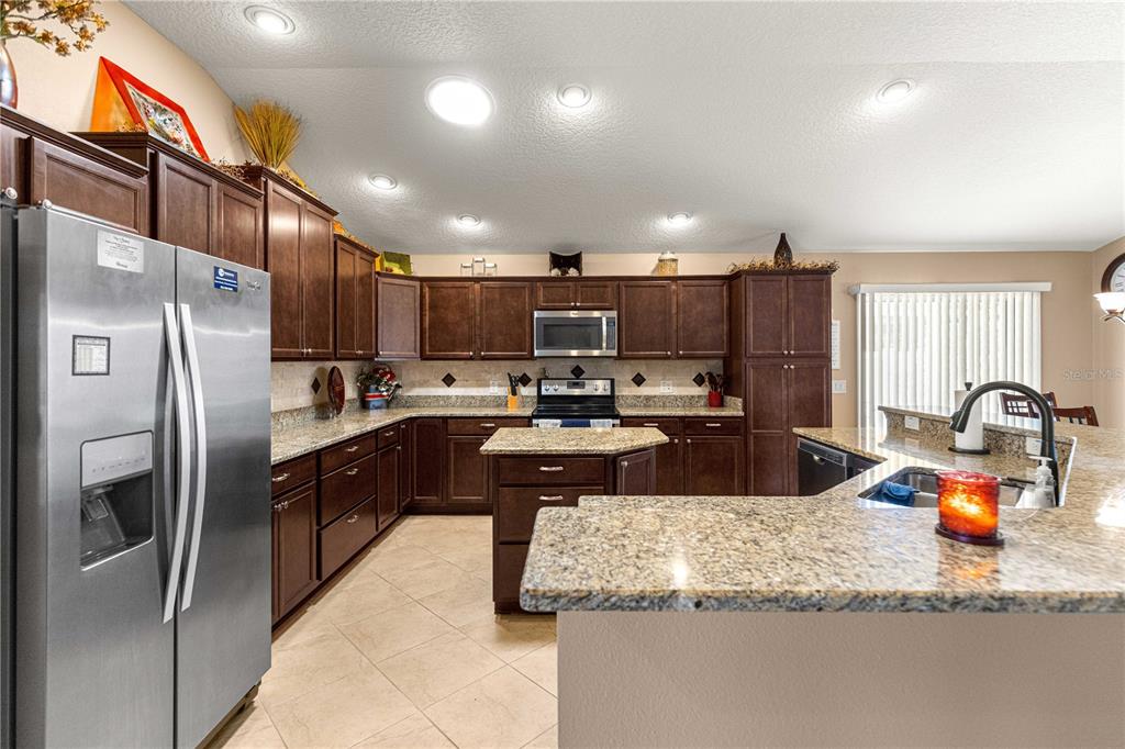 2859 Resmondo Road The Villages, FL 32163 - Photo 12 of 59