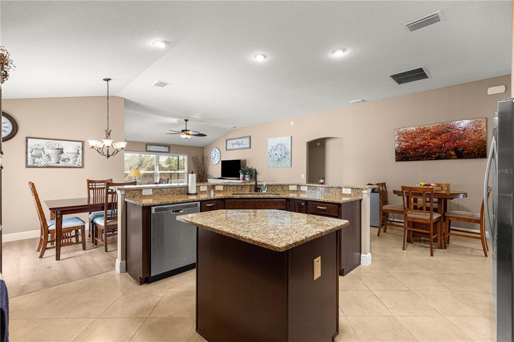 2859 Resmondo Road The Villages, FL 32163 - Photo 13 of 59