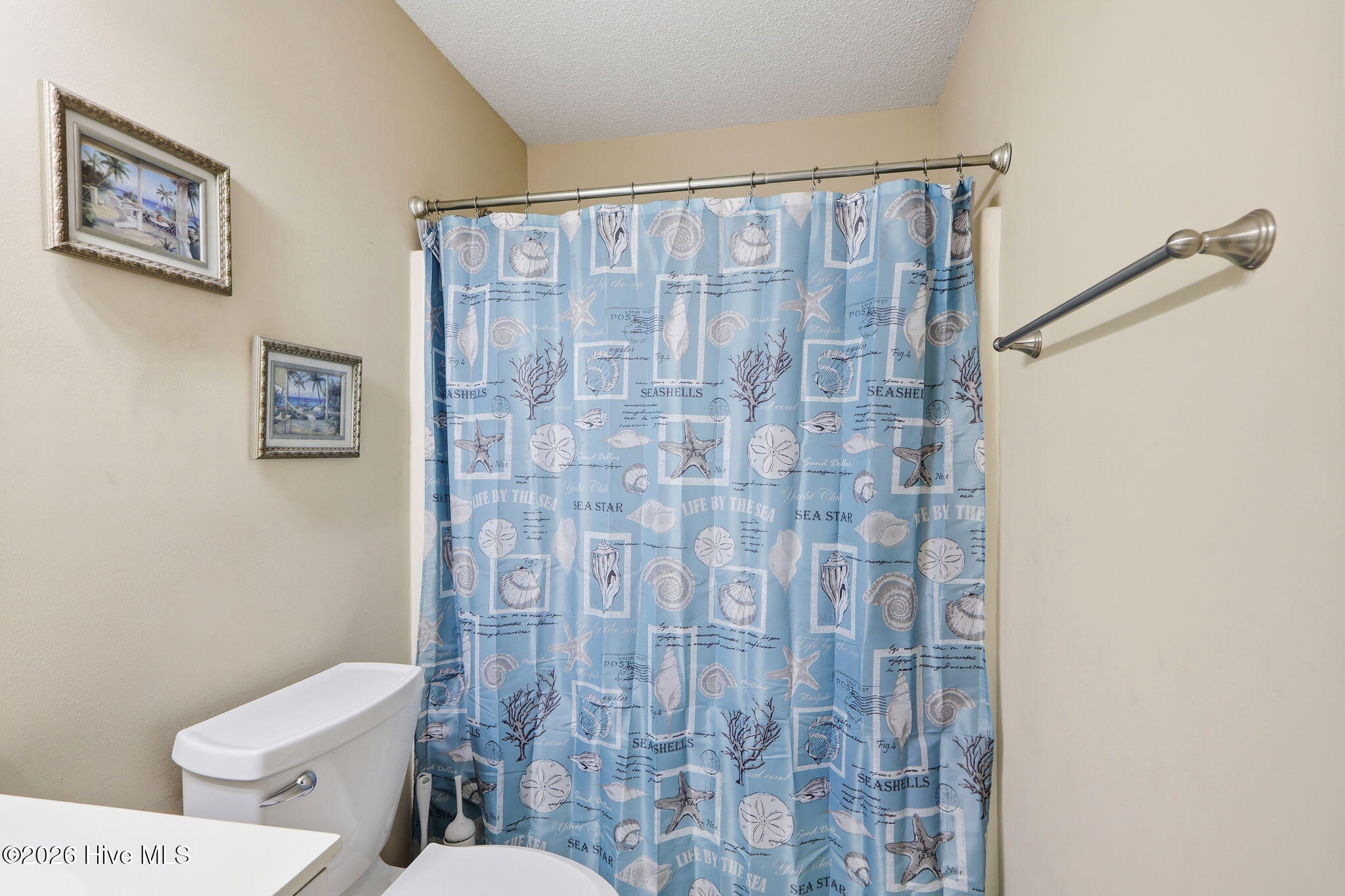 305 Osprey Ridge Drive, Unit NORTH Emerald Isle, NC 28594 - Photo 14 of 20 Tub/Shower combo