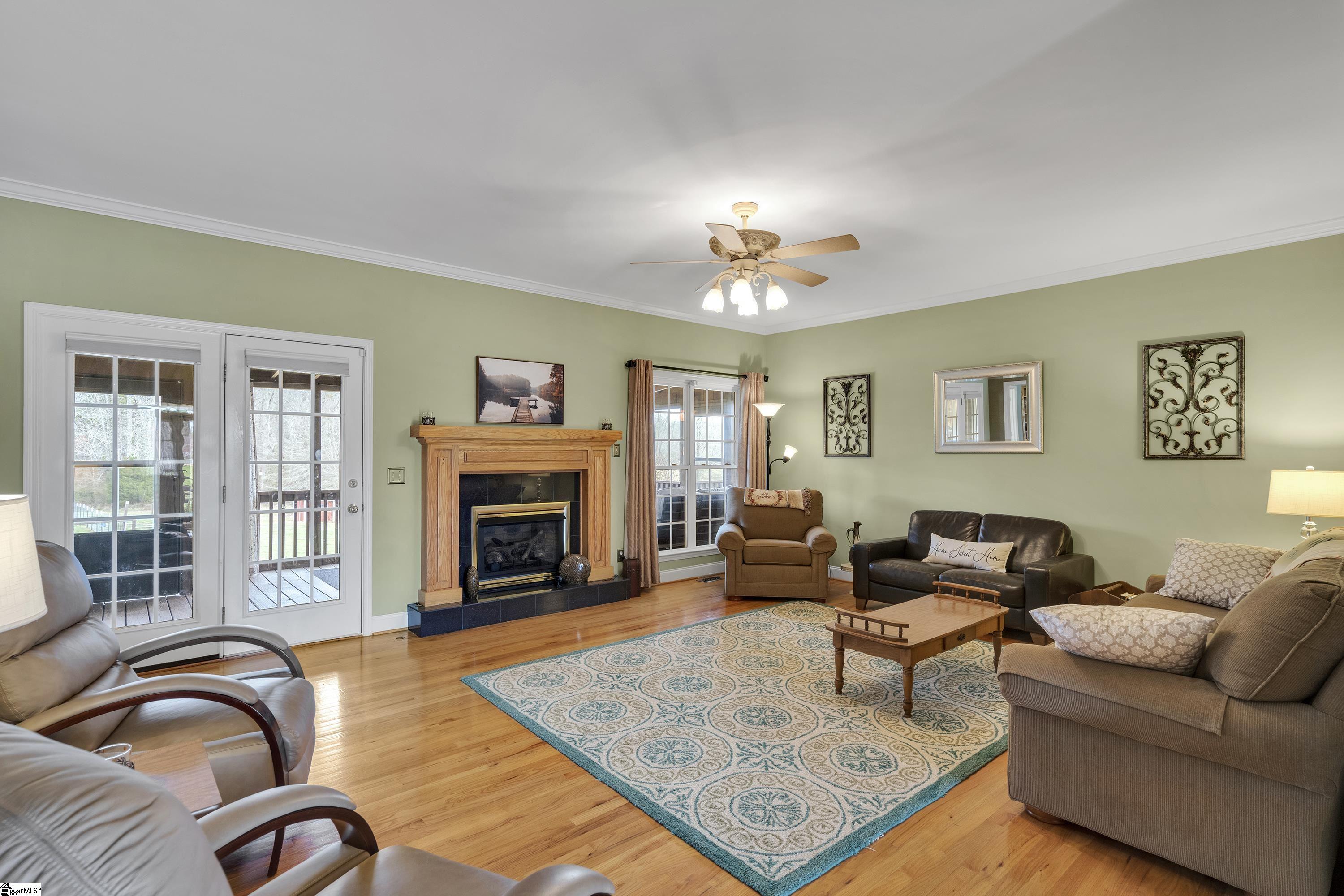 1911 Sharon Road Woodruff, SC 29388 - Photo 14 of 22 Gallery Image 14