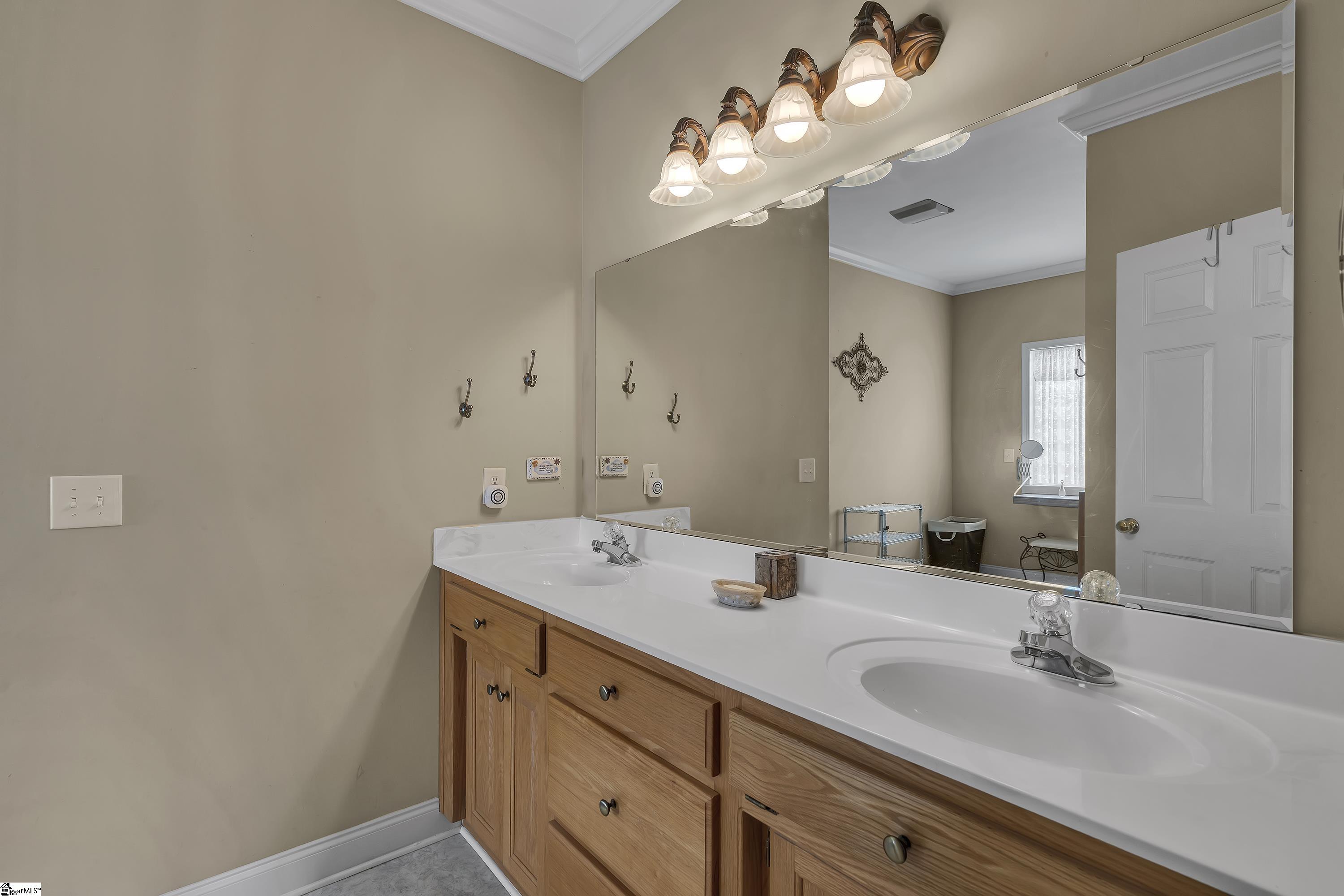 1911 Sharon Road Woodruff, SC 29388 - Photo 22 of 22 Gallery Image 22
