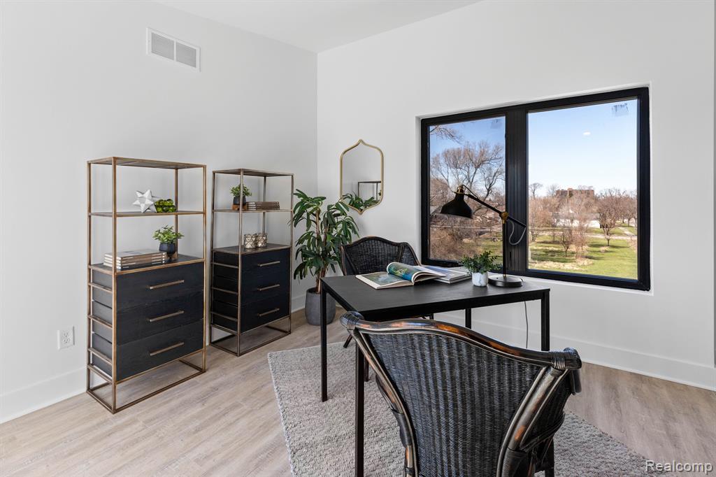 1807 Perry, Unit 10 Detroit, MI 48216 - Photo 22 of 38 Gallery Image 22