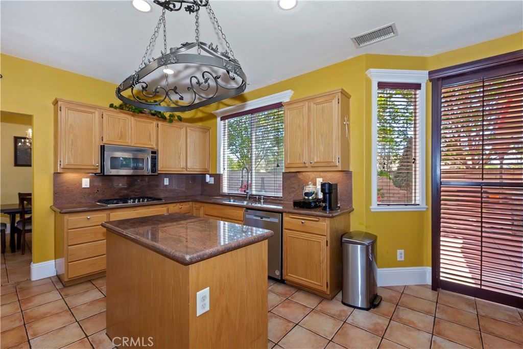9609 Heartland Place Rancho Cucamonga, CA 91730 - Photo 17 of 48