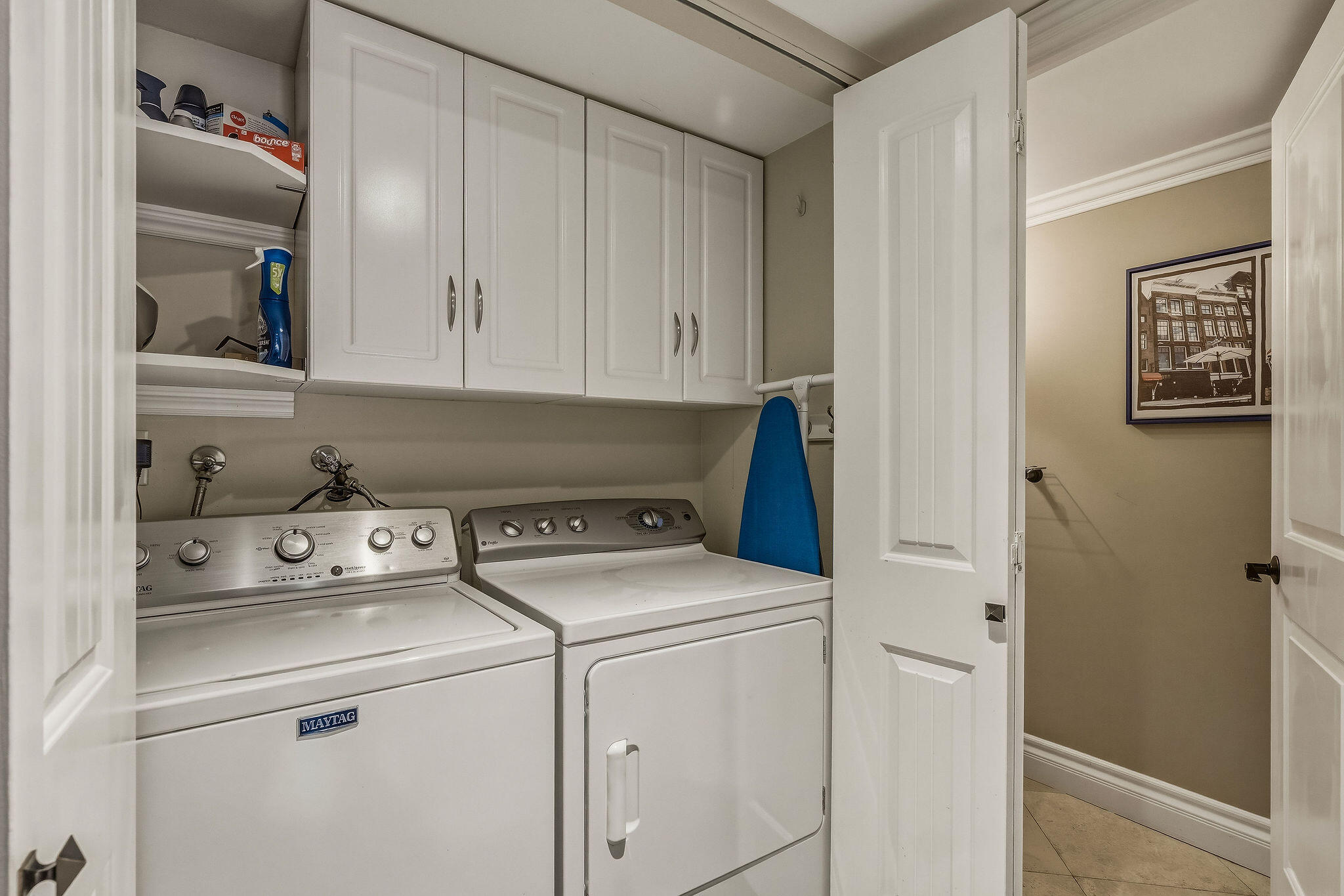 6025 Arroyo Road, Unit 8 Palm Springs, CA 92264 - Photo 26 of 50 Laundry
