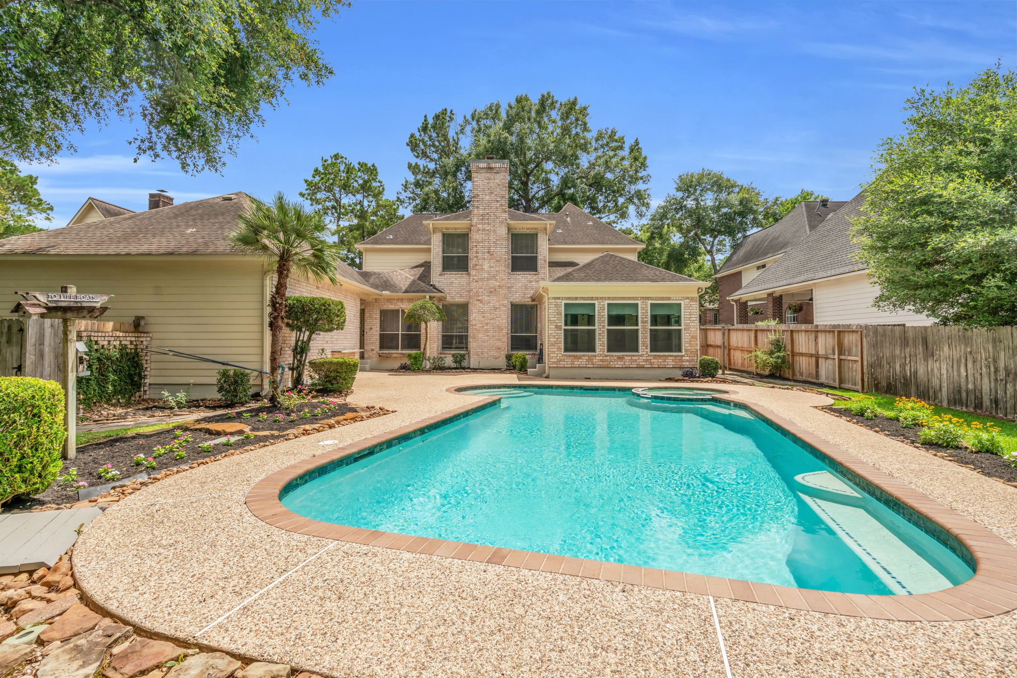 142 West Shadowpoint Circle The Woodlands, TX 77381 - Photo 38 of 50