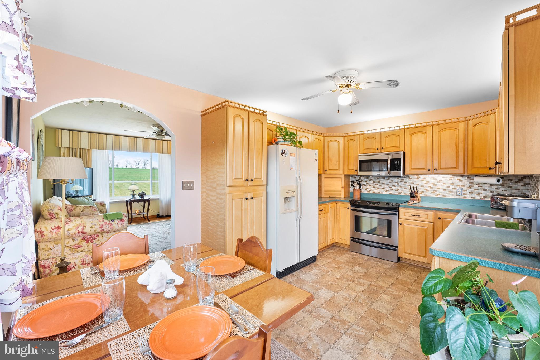 197 McCoury Road Nottingham, PA 19362 - Photo 2 of 30 Gallery Image 2