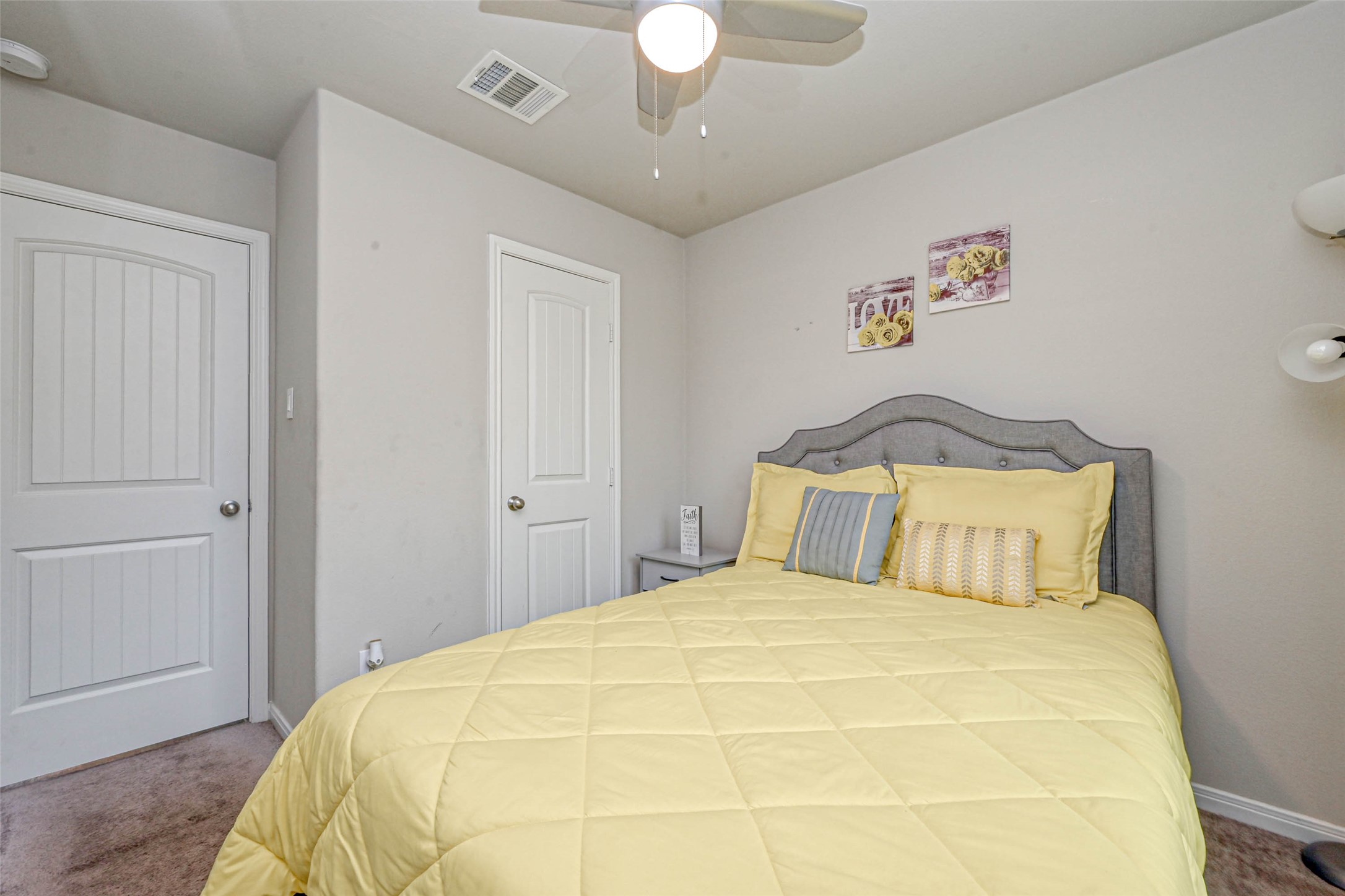 9722 Cargill Street Houston, TX 77029 - Photo 11 of 20 This could also convert to an office space