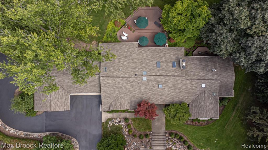 4431 Dow Ridge Road West Bloomfield, MI 48324 - Photo 3 of 52