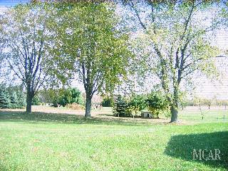 2484 Heiss Road Monroe, MI 48162 - Photo 4 of 13 953538-3.JPG