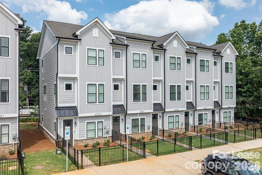 5150 Old Ridge Road, Unit B2 Charlotte, NC 28269 - Photo 1 of 31