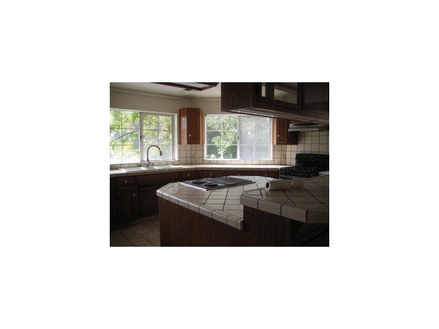 8810 Berta Ridge Court Salinas, CA 93907 - Photo 4 of 9 Gallery Image 4