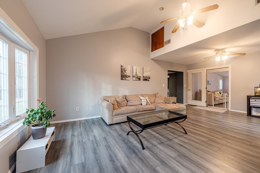36 Elbridge Road Auburn, MA 01501 - Photo 4 of 36 Gallery Image 4