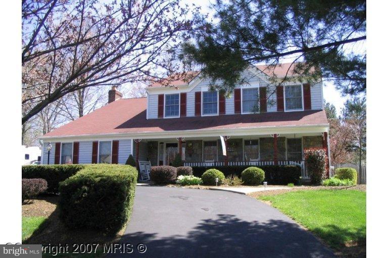 17408 Cherokee Lane Olney, MD 20832 - Photo 2 of 22 Exterior (Front)