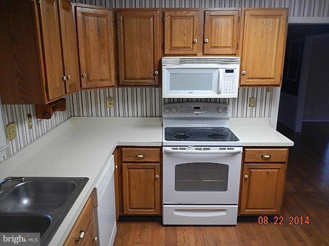 17408 Cherokee Lane Olney, MD 20832 - Photo 12 of 22 Kitchen