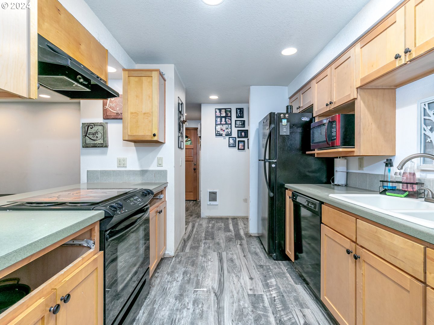 24811 East Old Smokey Road Rhododendron, OR 97049 - Photo 10 of 25 Gallery Image 10