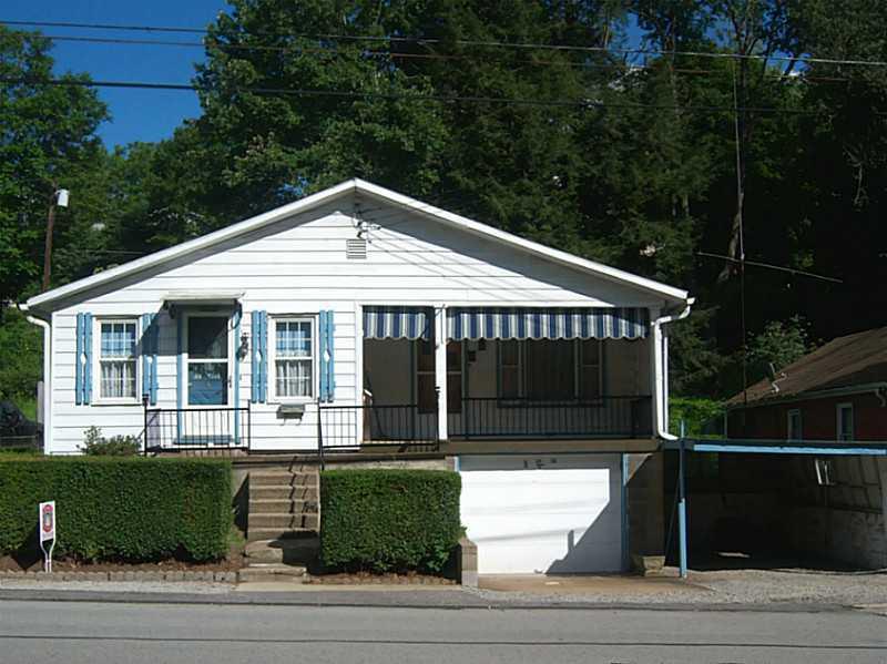 615 Adams Street Rochester, PA 15074 - Photo 1 of 13 Exterior Front.