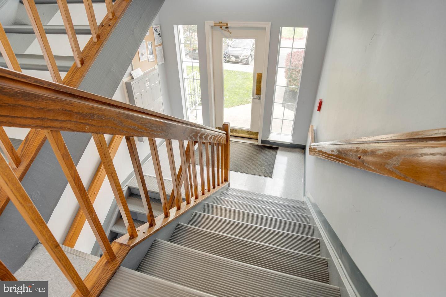 8353 Montgomery Run Road, Unit F Ellicott City, MD 21043 - Photo 3 of 25 a view of entryway