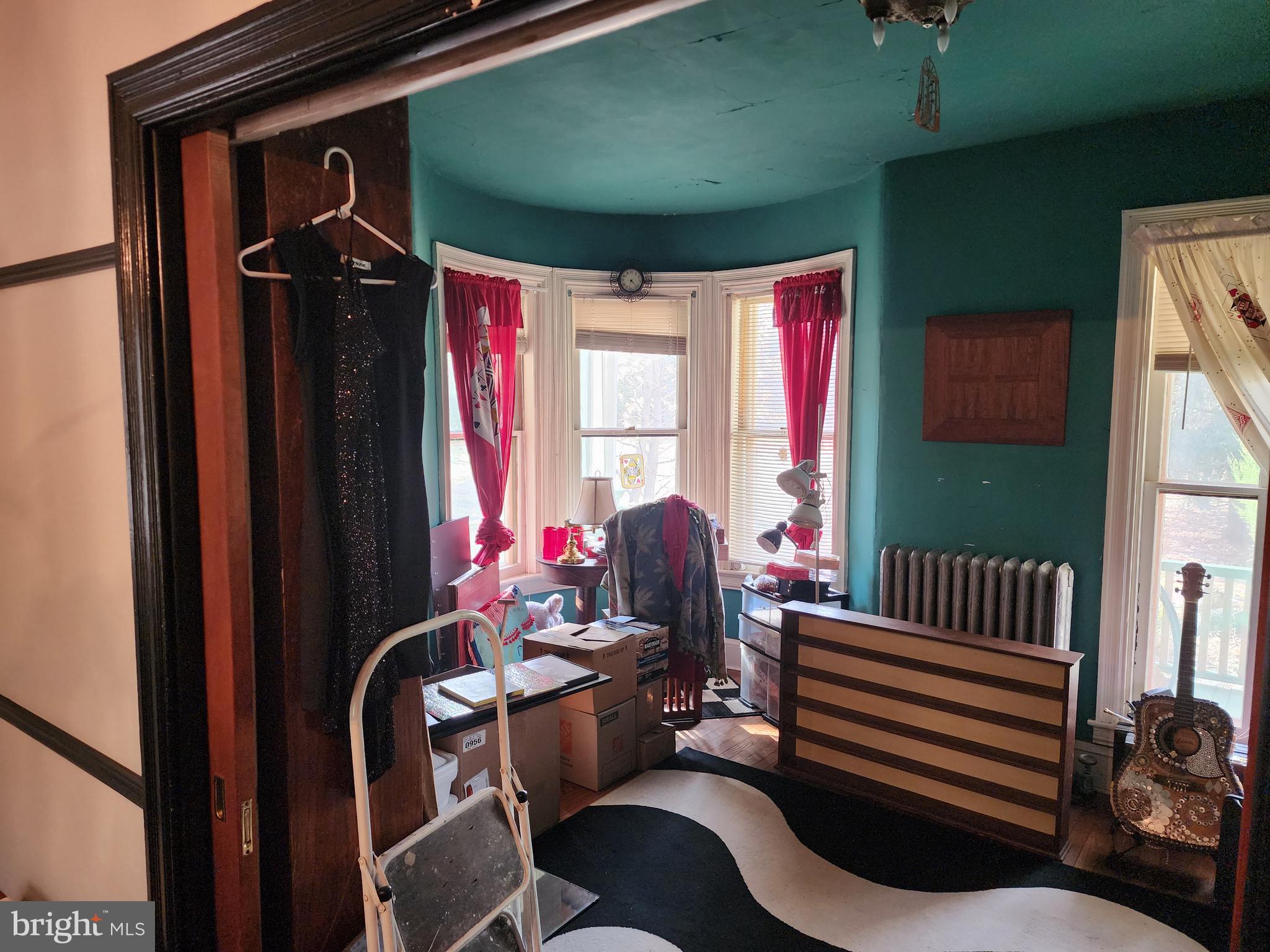 2307 Cooper Road Atco, NJ 08004 - Photo 20 of 47 a living room with furniture and a window