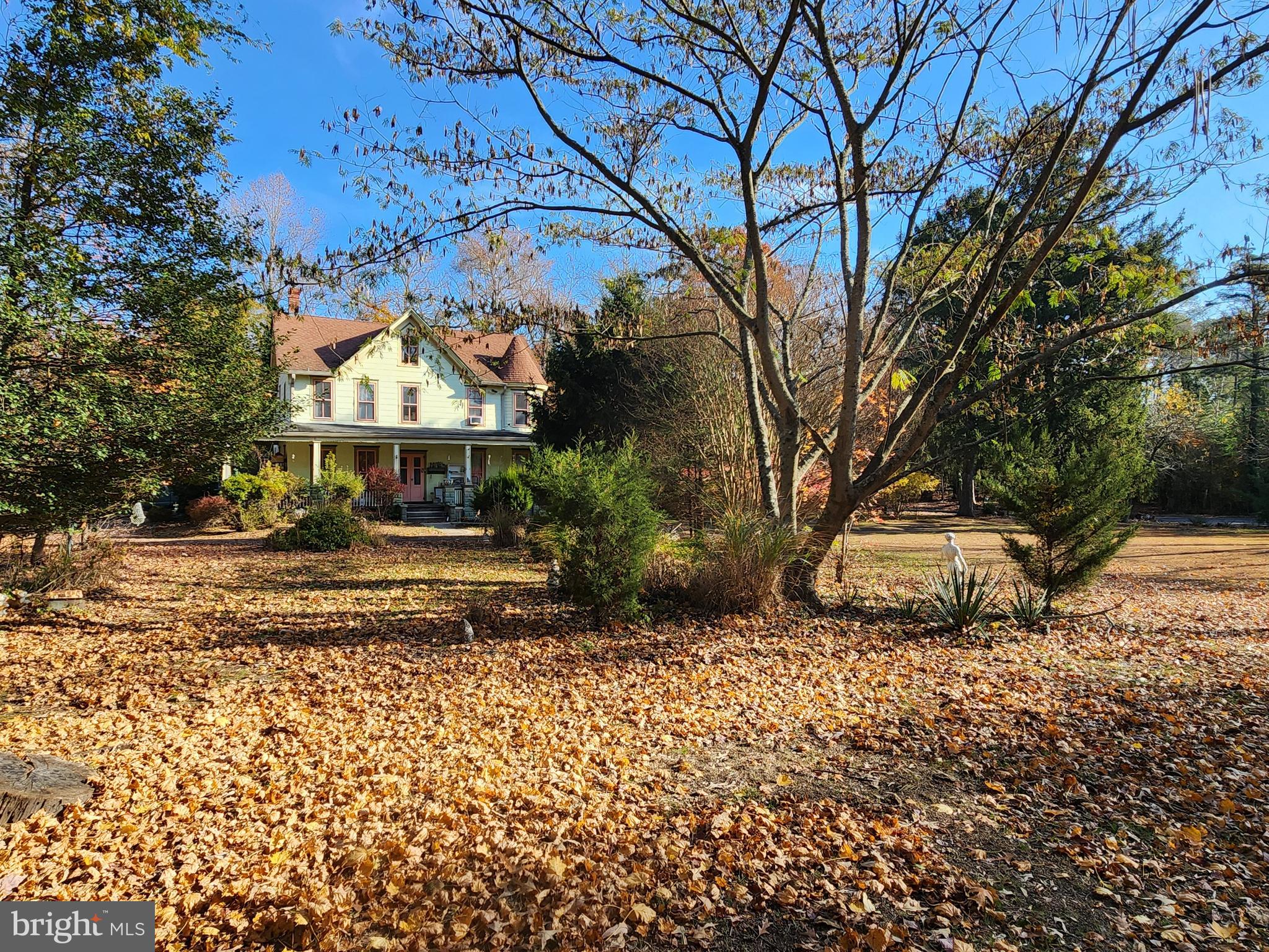 2307 Cooper Road Atco, NJ 08004 - Photo 5 of 47 a view of a house with a yard