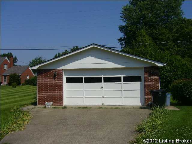 3523 Graham Road Louisville, KY 40207 - Photo 2 of 19 Additional Photo