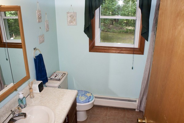 20 Castle Hill Road Westfield, MA 01085 - Photo 12 of 19 Gallery Image 12