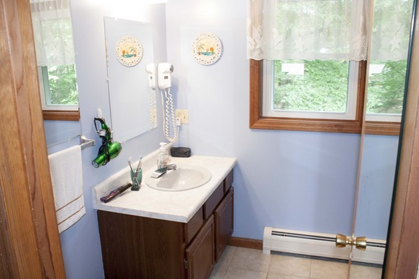 20 Castle Hill Road Westfield, MA 01085 - Photo 14 of 19 Gallery Image 14