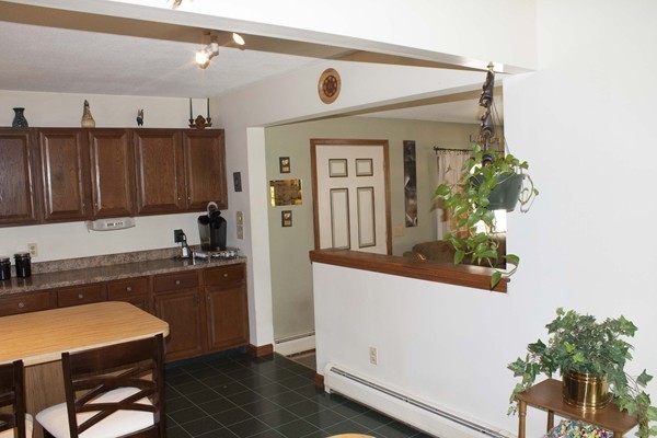 20 Castle Hill Road Westfield, MA 01085 - Photo 6 of 19 Gallery Image 6