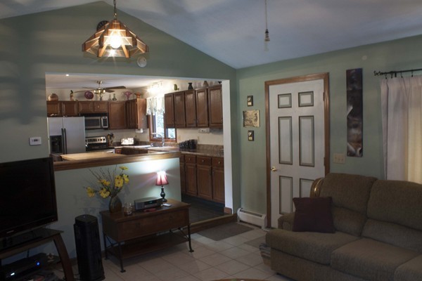 20 Castle Hill Road Westfield, MA 01085 - Photo 7 of 19 Gallery Image 7